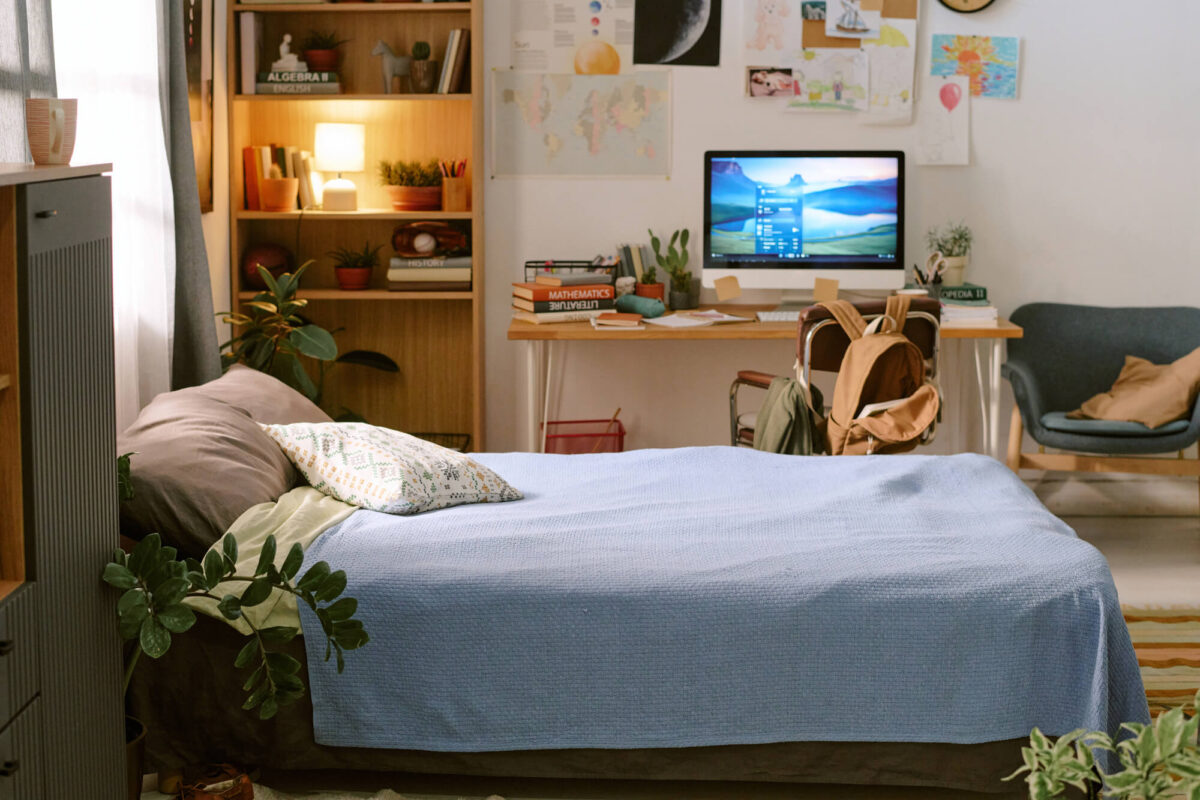 Small Double Beds for Kids and Teens: The Smart UK Bedroom Upgrade 3 small double bed in teens bedroom